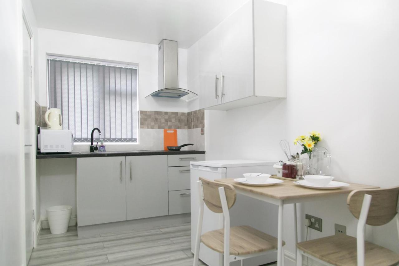 Cheetham Hills Apartments Manchester Exterior photo